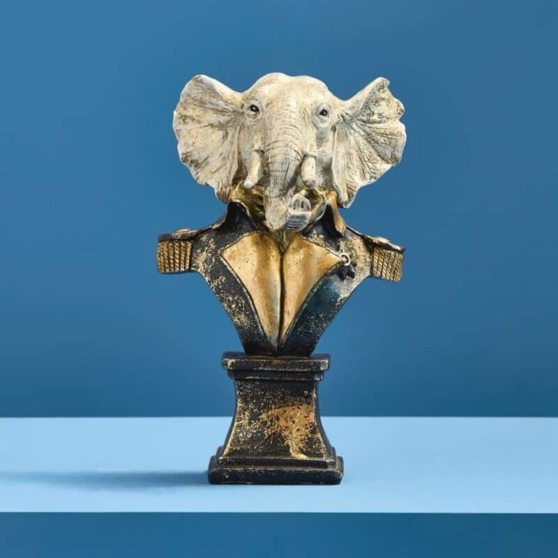 ANIMAL FIGURE / ANIMAL BUST CAPTAIN ELEPHANT