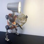 FRENCH HORN PLAYER LAMP