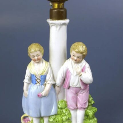 VINTAGE HAND PAINTED GERMAN PORCELAIN LAMP