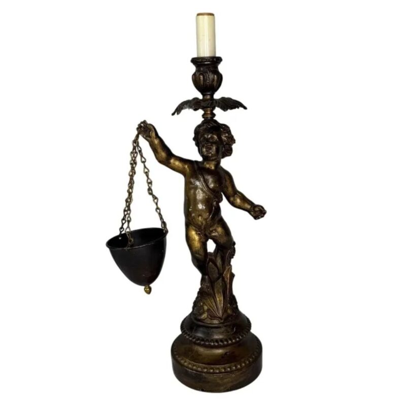 ANTIQUE TABLE LAMP