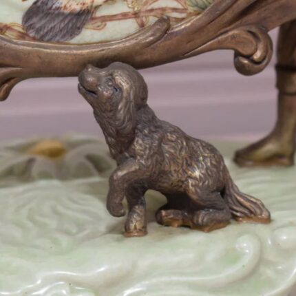 BOX PORCELAIN WITH BRONZE ORNAMENTS 2 HUNTERS AND DOG SCULPTURE