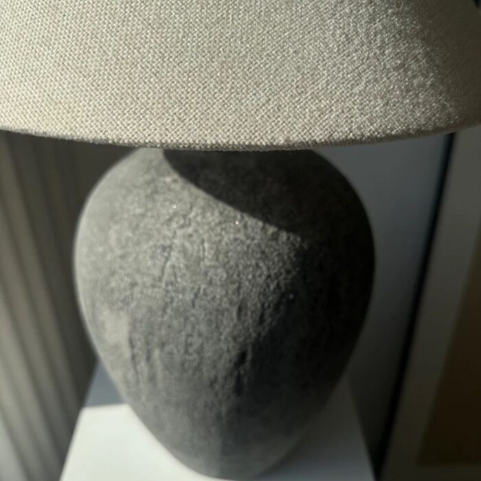 BLACK AGED CERAMIC TABLE LAMP