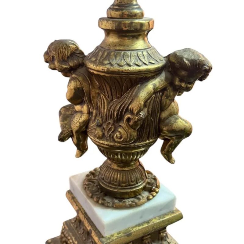VINTAGE CHERUB PUTTI GOLD BRASS AND CRYSTAL WHITE MARBLE LAMP