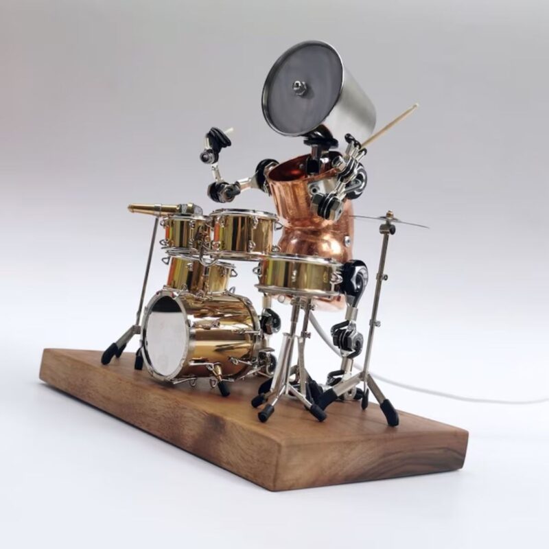 DRUMMER LAMP