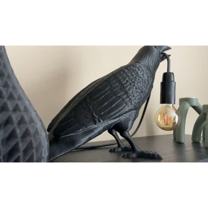 CROW TABLE LAMP