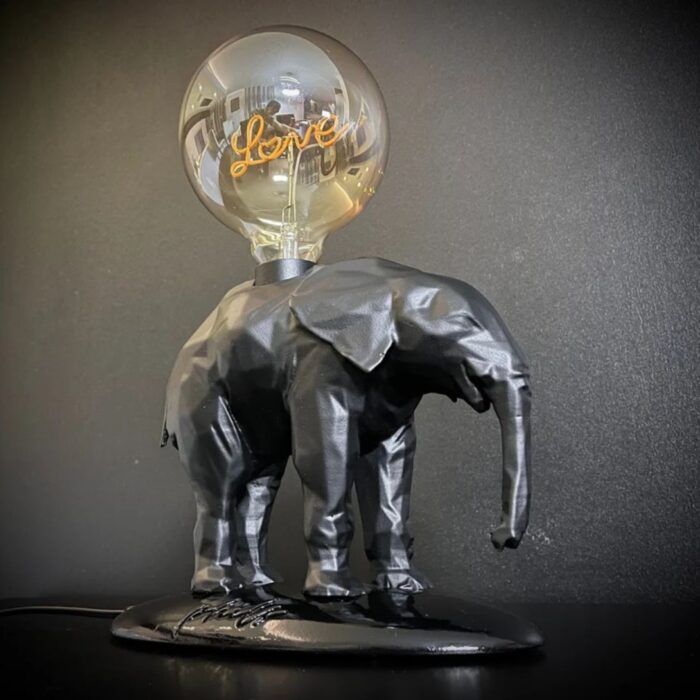 ELEPHANT TABLE LAMP