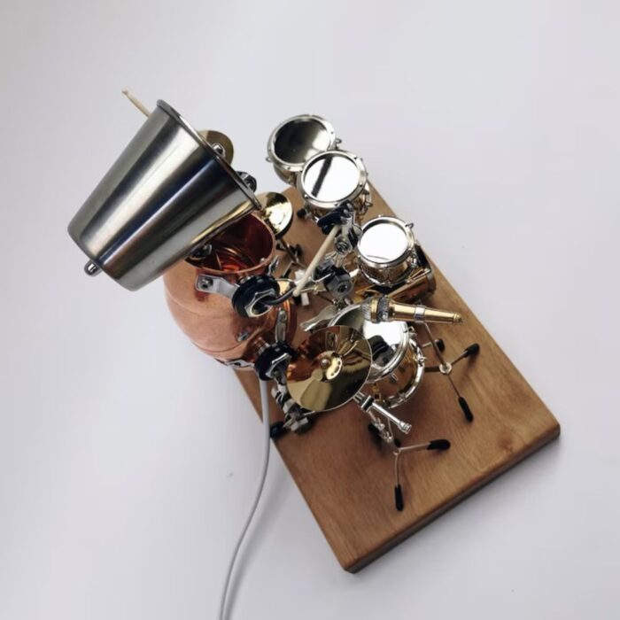 DRUMMER LAMP