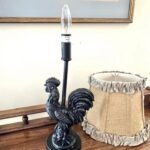 VINTAGE ROOSTER TABLE LAMP WITH CREAM BURLAP RUFFLED SHADE