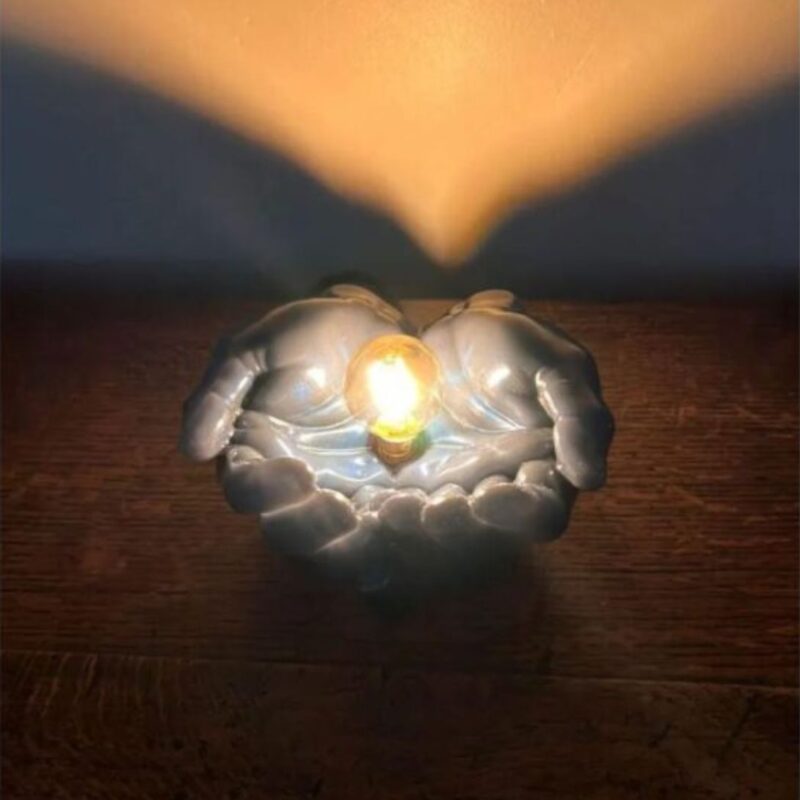 LIGHT IN YOUR HANDS