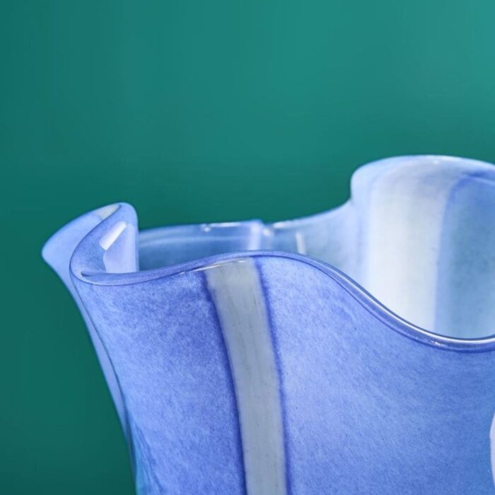 VASE FINYA BLUE
