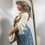 VINTAGE CERAMIC FIGURAL LAMP