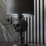 SKULL TABLE LAMP