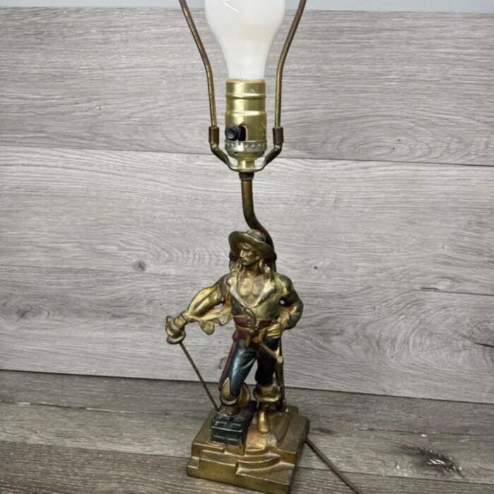 BRONZE LAMP FIGURE SWASHBUCKLER MUSKETEER ARMOR CRAFTSMEN