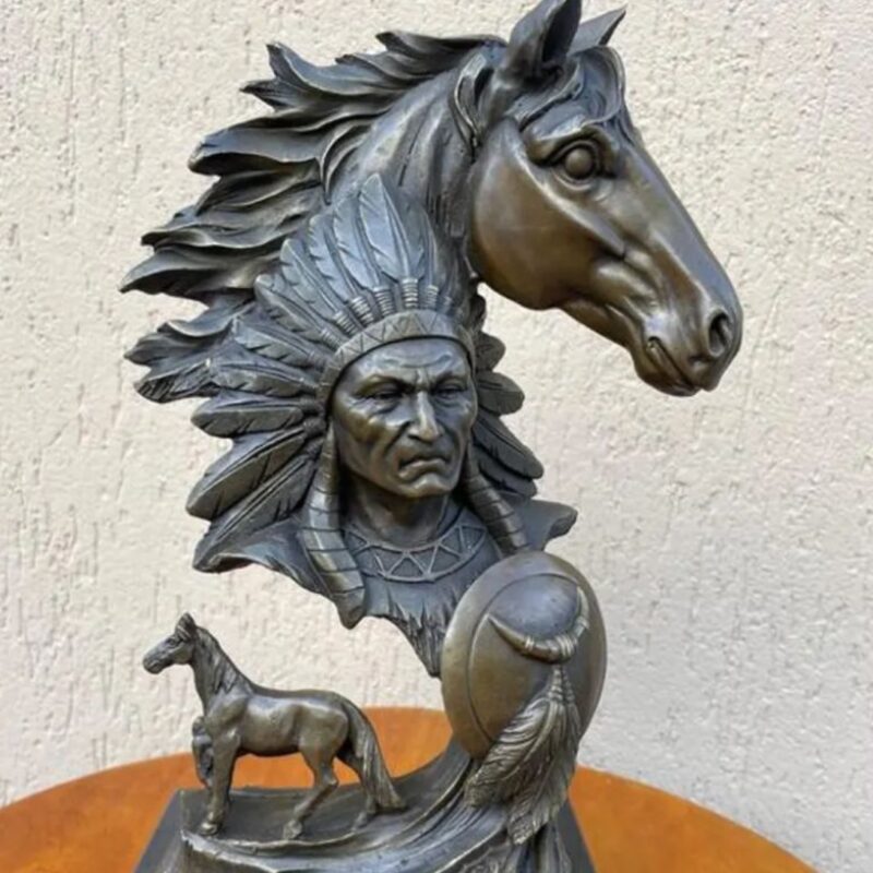 WESTERN INDIAN FIGURINE BRONZE STATUE