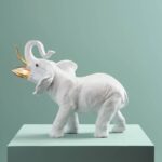 Table Lamp Elephant Dumbo White-Gold