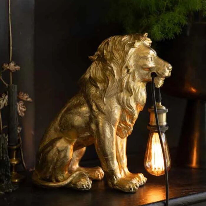 QUIRKY GOLD LION LAMP