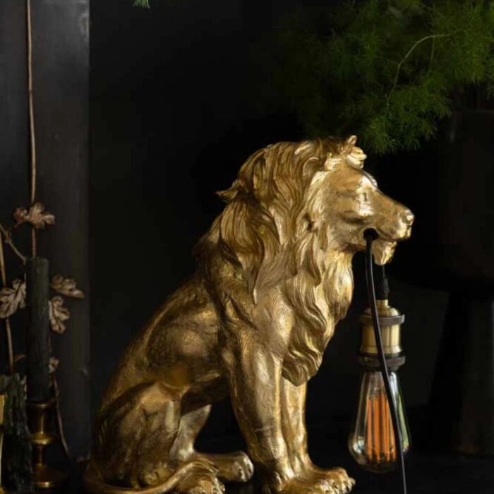 QUIRKY GOLD LION LAMP