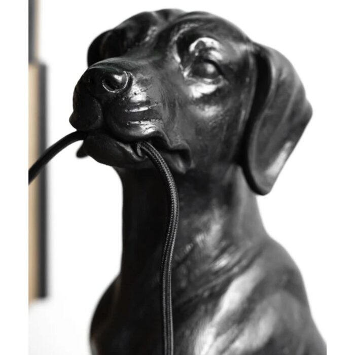 BLACK DOG FLOOR LAMP