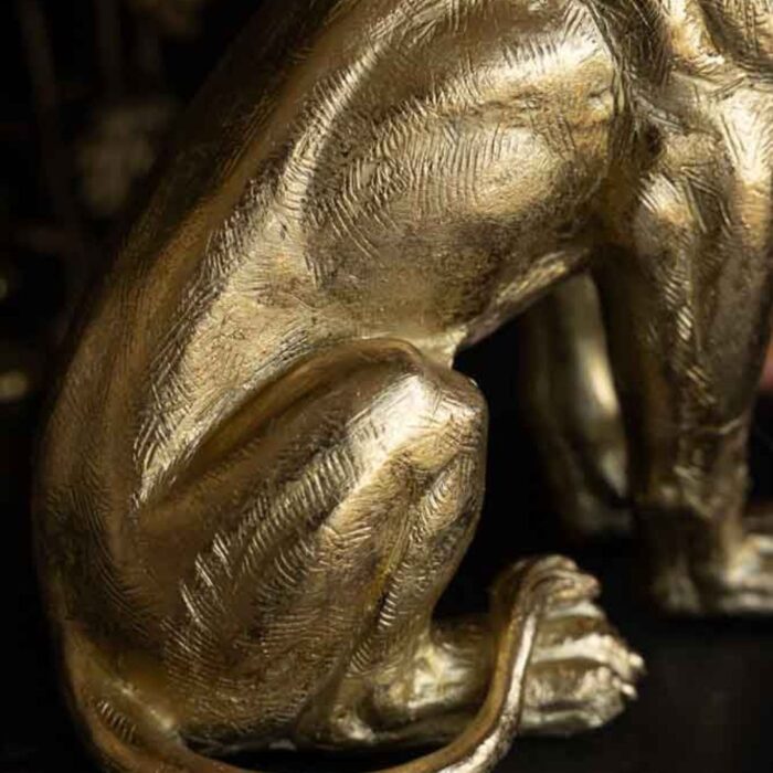 QUIRKY GOLD LION LAMP