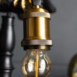 BLACK CROW TABLE LAMP
