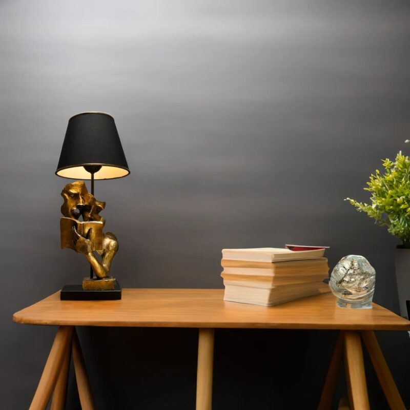 METAL TABLE LAMP