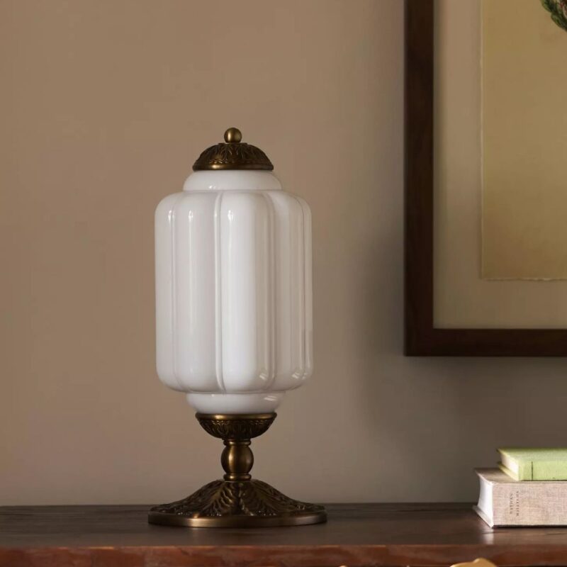THE ELOISE SCALLOP MILK GLASS TABLE LAMP WHITE
