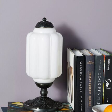 THE ELOISE SCALLOP MILK GLASS TABLE LAMP WHITE BLACK