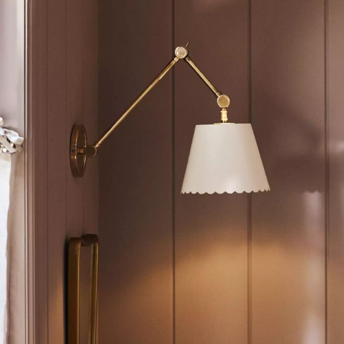 ROBERTA SCALLOPED LEATHER TASK SCONCE WHITE