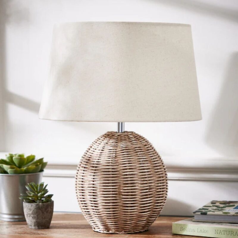 SMALL FAIRPORT RATTAN TABLE LAMP