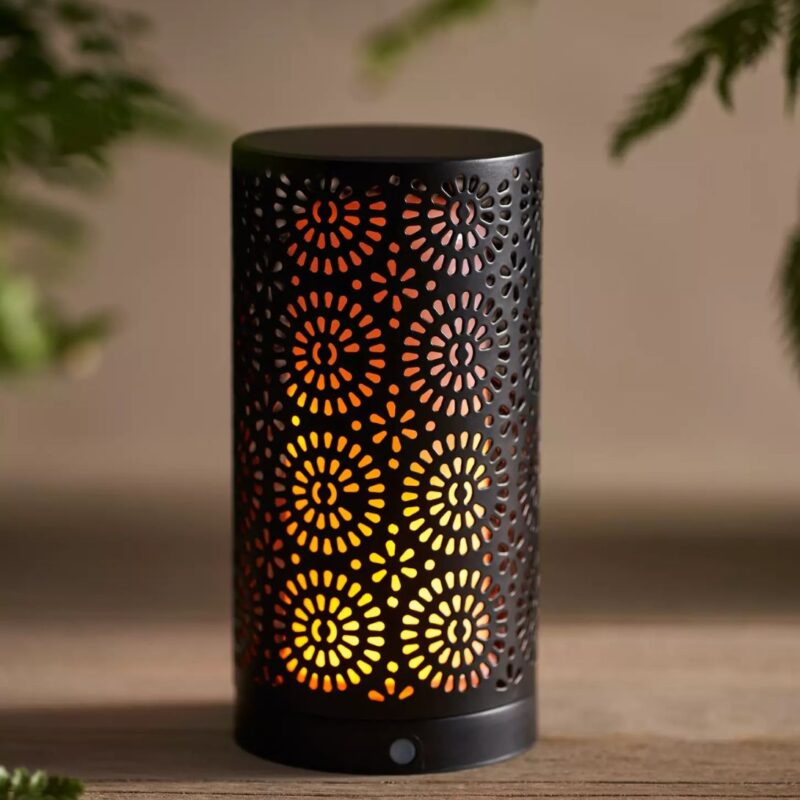 FLAME EFFECT TABLETOP LANTERN