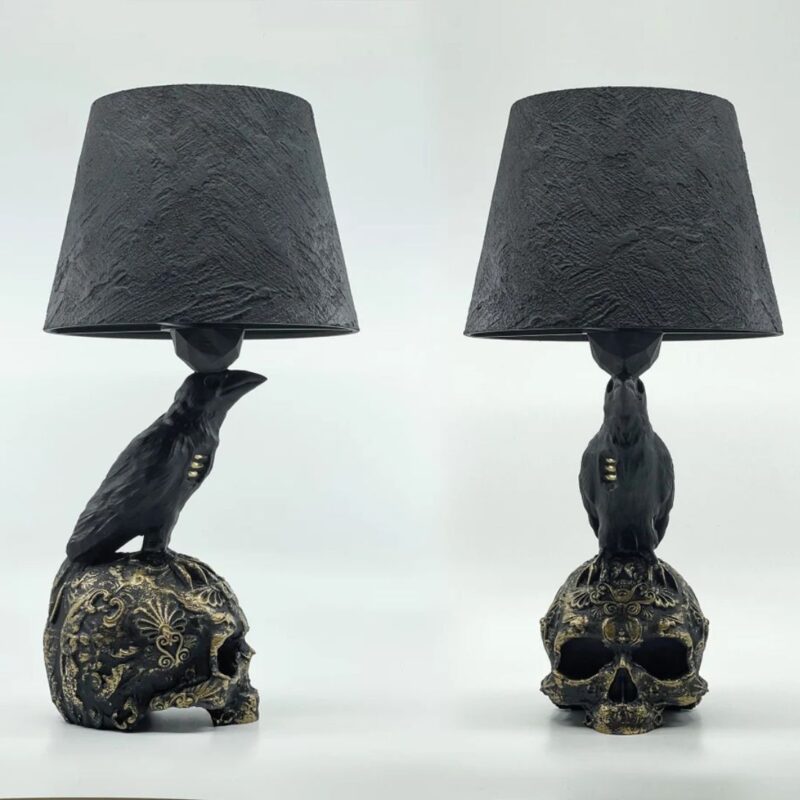 THE RAVEN TABLE LAMP