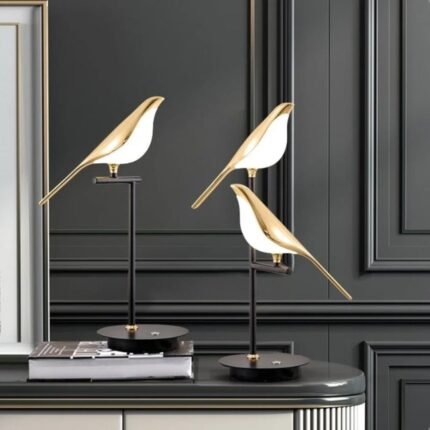 GOLDEN CREATIVE MAGPIE TABLE LAMP