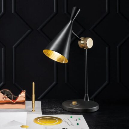 BEAT TABLE LAMP BLACK