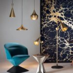 BEAT TABLE LAMP BRASS