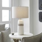 COMANCHE CRACKLE TABLE LAMP WHITE