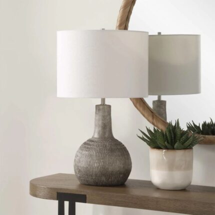 AUTHENTIC TABLE LAMP