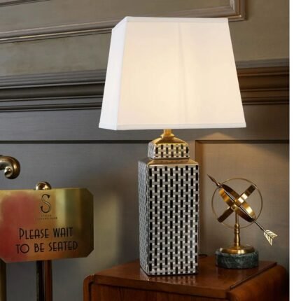 PARIS TABLE LAMP