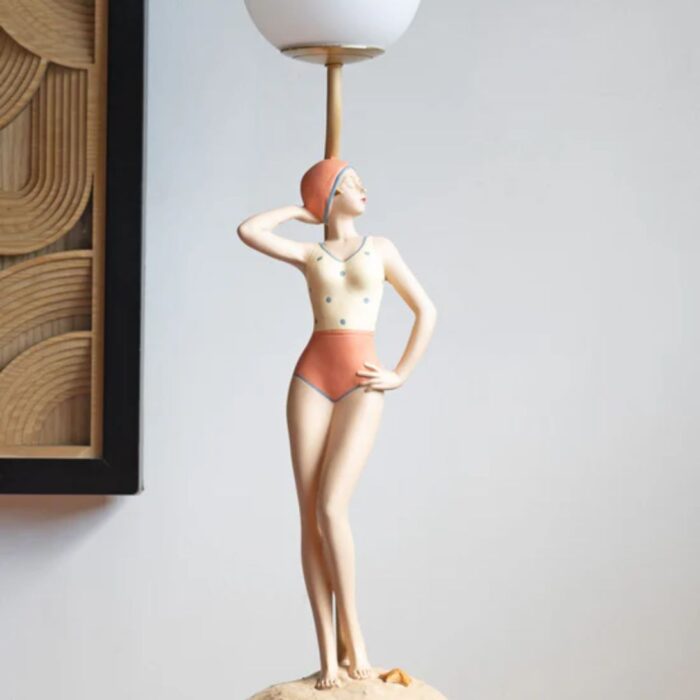 RETRO STYLE BATHER TABLE LAMP WITH GLOBE