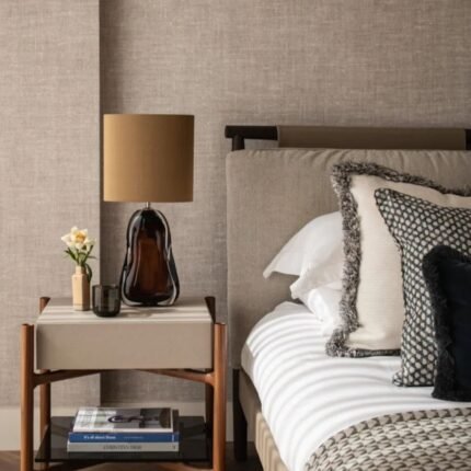 PERFUME BOTTLE TABLE LAMP MANILLA