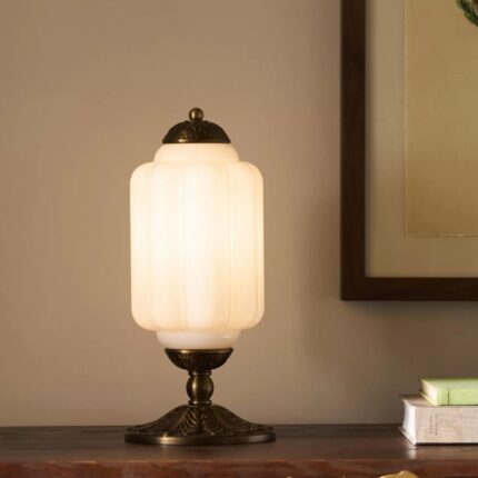 THE ELOISE SCALLOP MILK GLASS TABLE LAMP WHITE