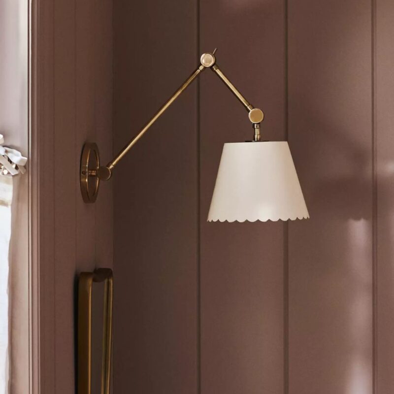 ROBERTA SCALLOPED LEATHER TASK SCONCE WHITE
