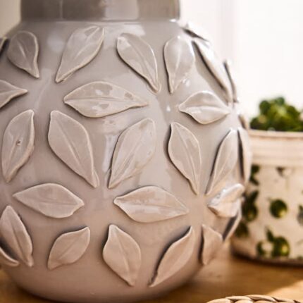 GREY CERAMIC FLORAL LAMP