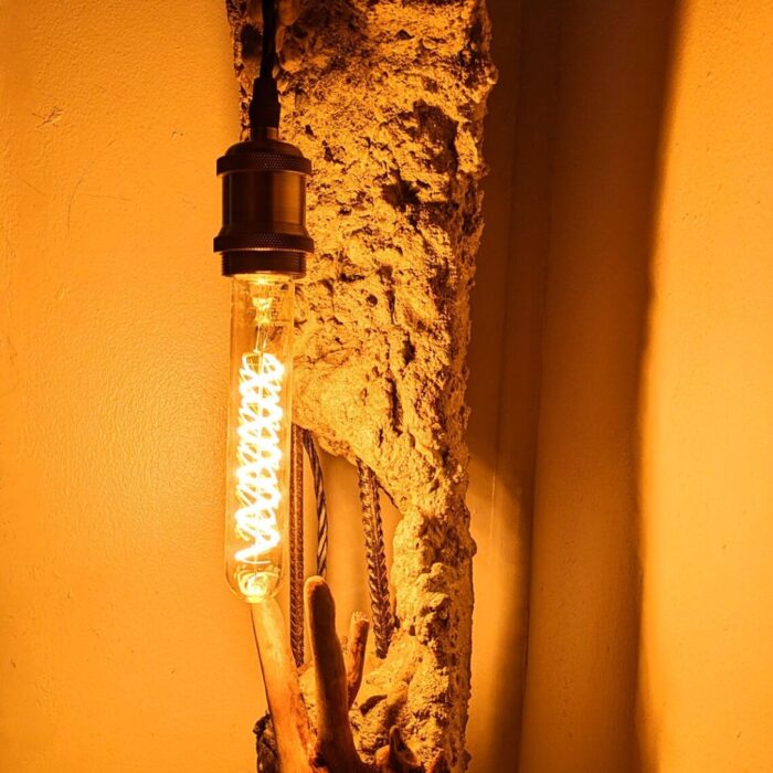 CONCRETE FLOOR LAMP