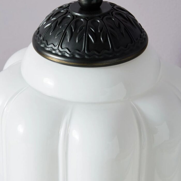 THE ELOISE SCALLOP MILK GLASS TABLE LAMP WHITE BLACK