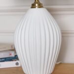 WHITE RIBBED ELEGANT LAMP