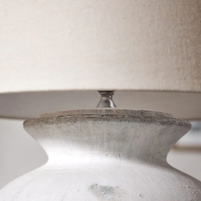 BAYEUX ROUND TABLE LAMP