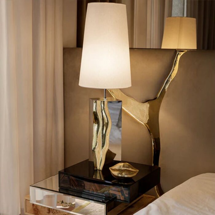 MOLTEN MODERN LUXURY TABLE LAMP