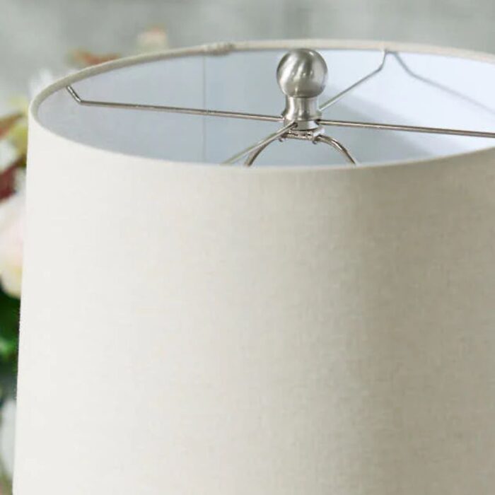 GLAZED WHITE POT LAMP