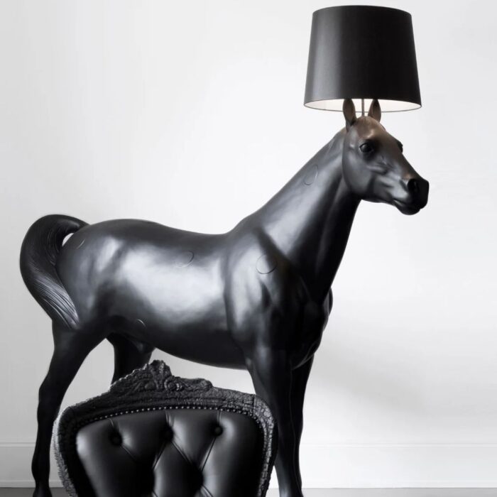 HORSE LAMP