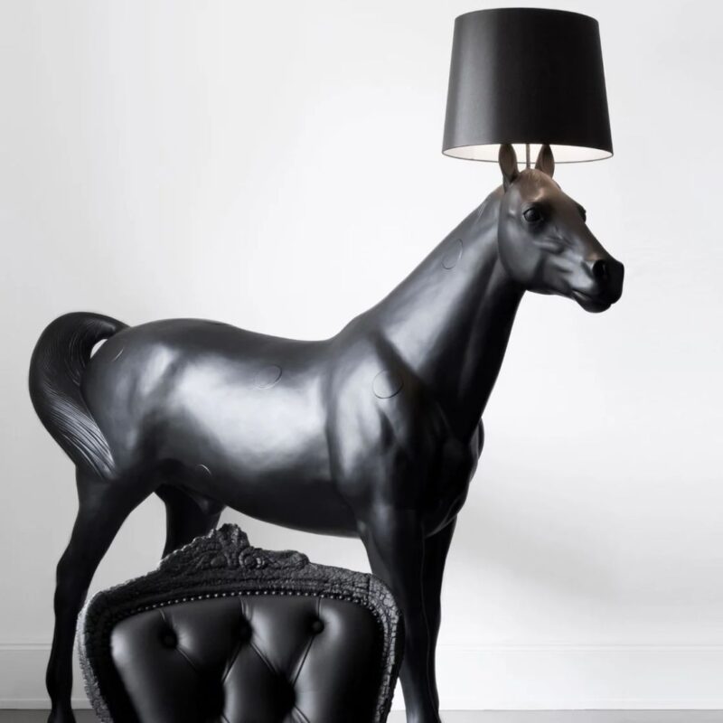 HORSE LAMP